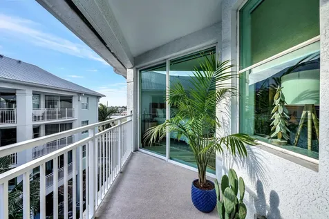875 NW Flagler Avenue Stuart FL 34994