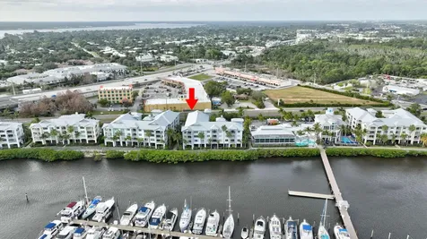 875 NW Flagler Avenue Stuart FL 34994