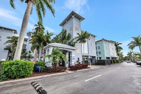 875 NW Flagler Avenue Stuart FL 34994