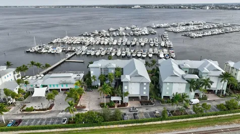 875 NW Flagler Avenue Stuart FL 34994