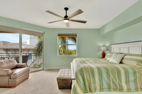 975 NW Flagler Avenue Stuart FL 34994
