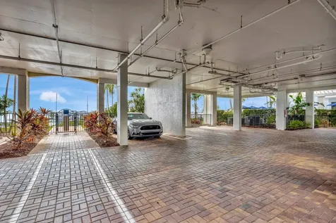975 NW Flagler Avenue Stuart FL 34994