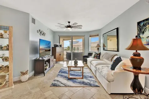 975 NW Flagler Avenue Stuart FL 34994