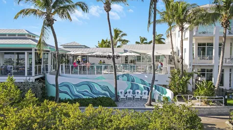 975 NW Flagler Avenue Stuart FL 34994