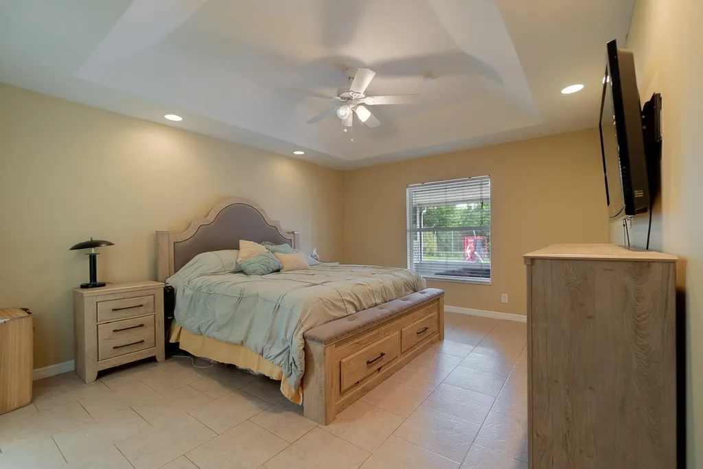 17468 N 38th Road Road N The Acreage FL 33470