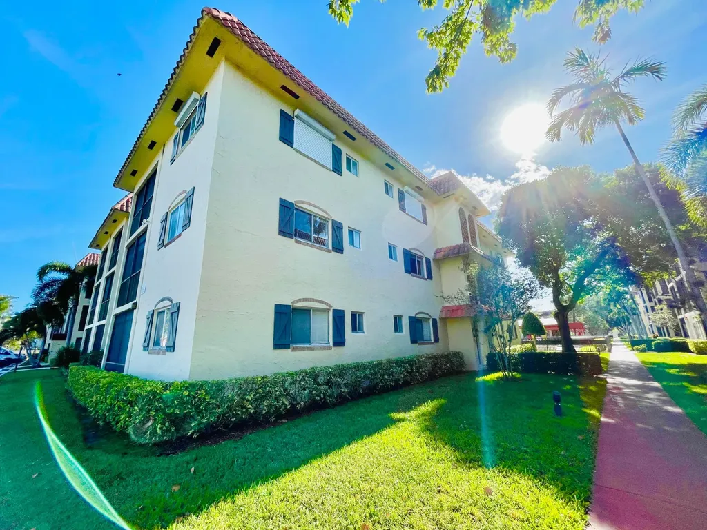 257 S Cypress Road Pompano Beach FL 33060
