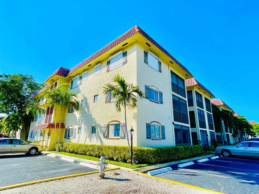 257 S Cypress Road Pompano Beach FL 33060