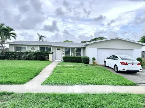 10900 NW 18th Place Pembroke Pines FL 33026