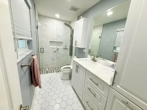 10900 NW 18th Place Pembroke Pines FL 33026