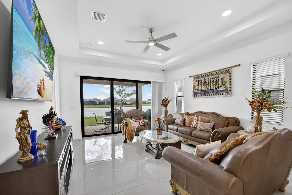 4805 Saint Armands Way Westlake FL 33470