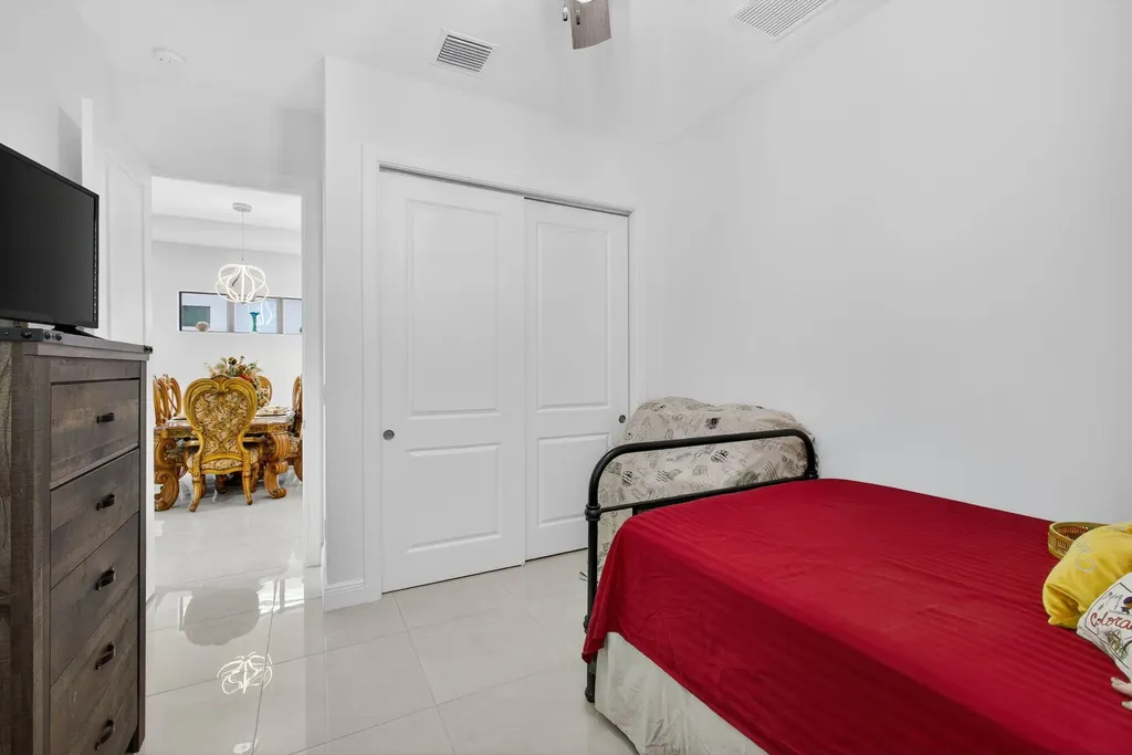 4805 Saint Armands Way Westlake FL 33470