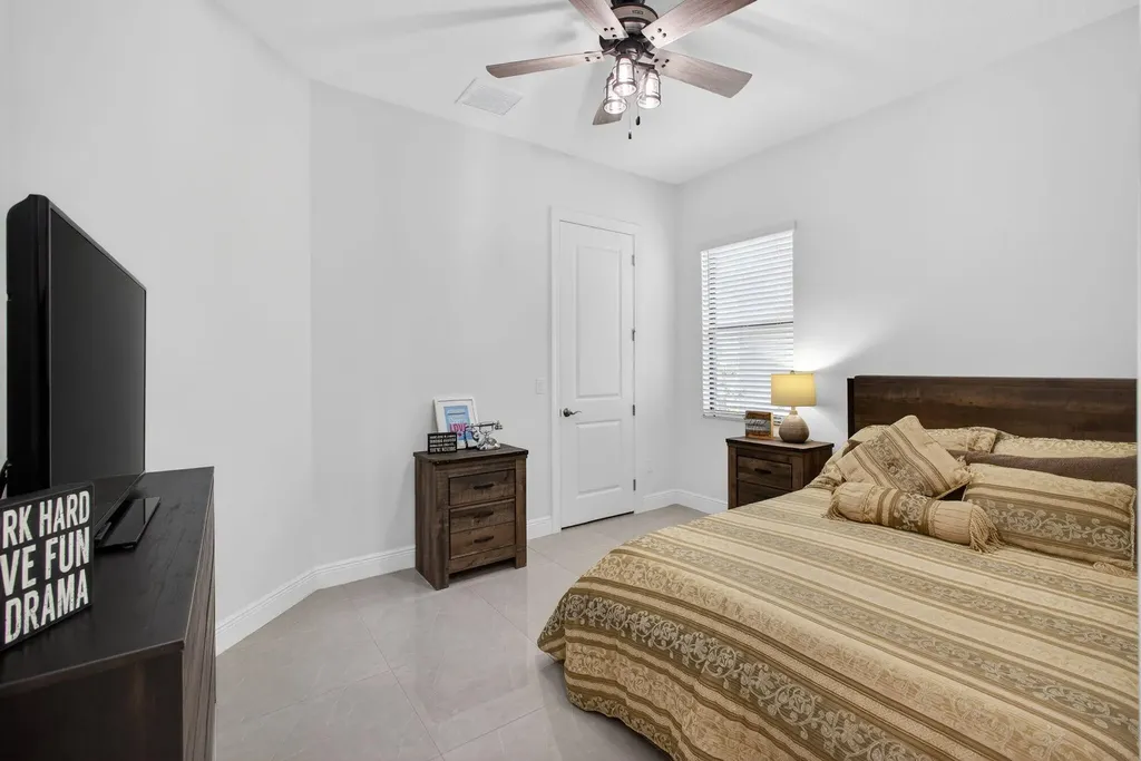 4805 Saint Armands Way Westlake FL 33470
