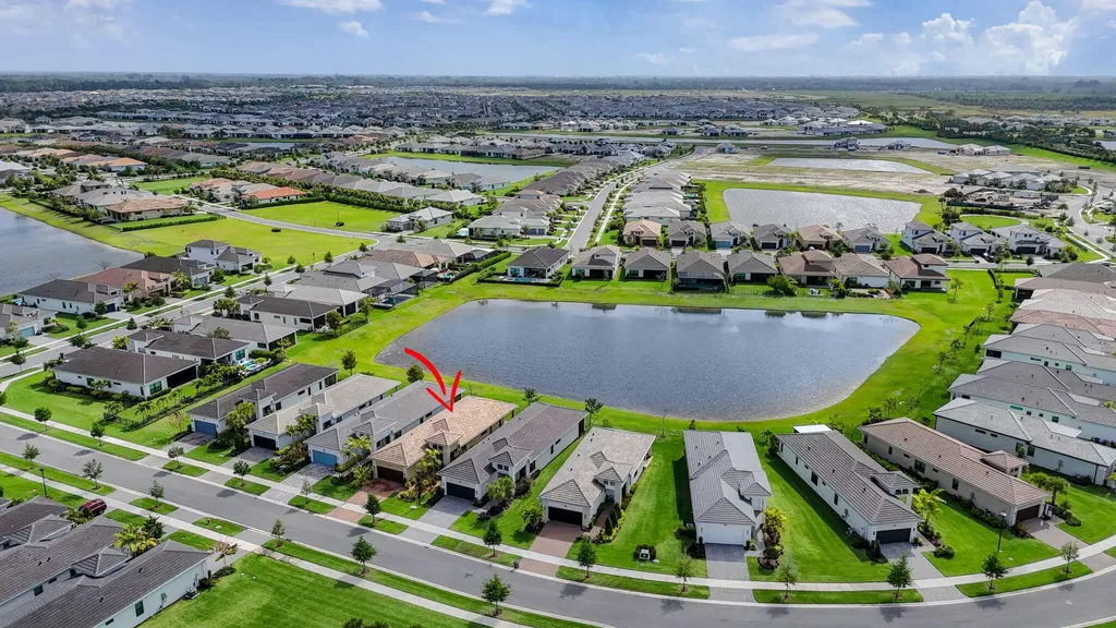 4805 Saint Armands Way Westlake FL 33470