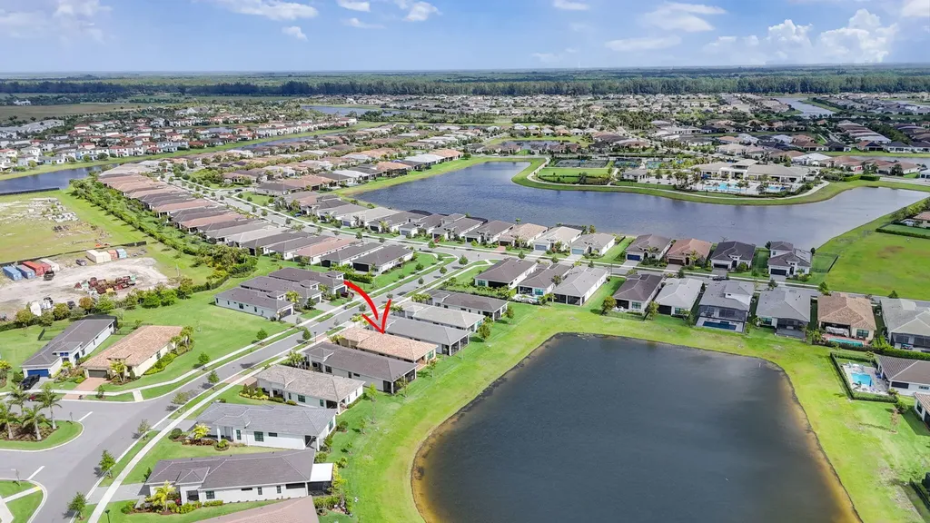 4805 Saint Armands Way Westlake FL 33470