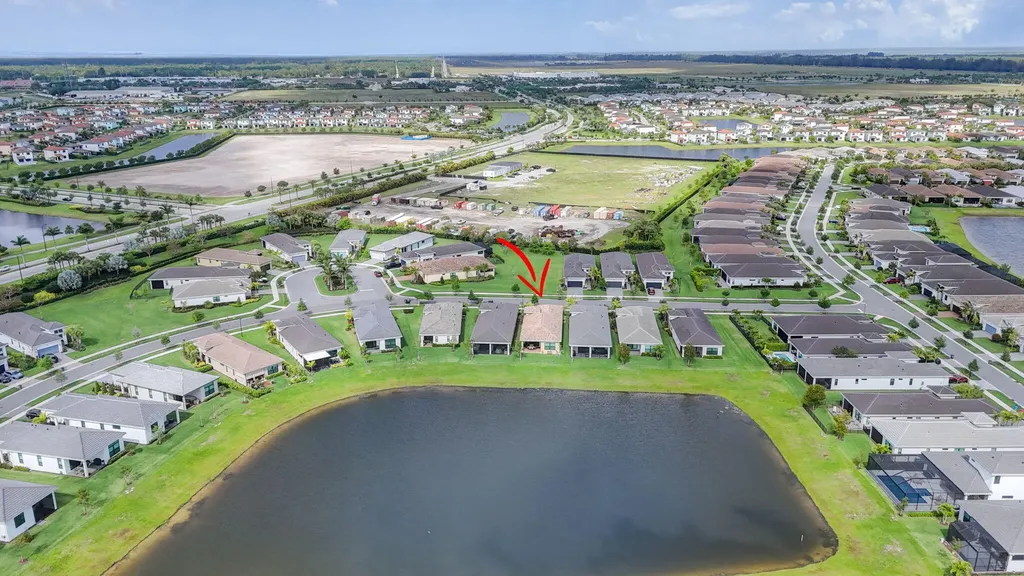 4805 Saint Armands Way Westlake FL 33470