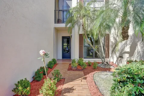 3068 Lucerne Park Drive Greenacres FL 33467
