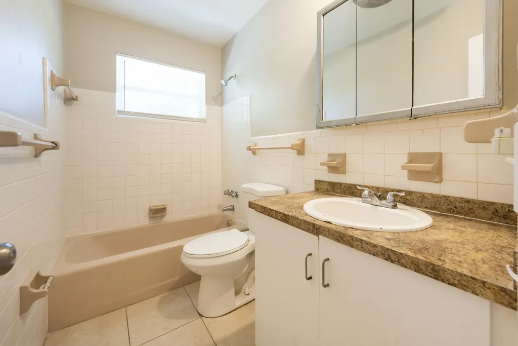 1108 NW 5th Avenue Fort Lauderdale FL 33311