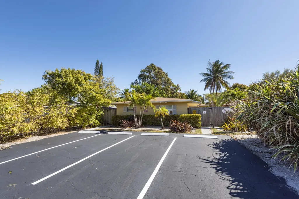 1108 NW 5th Avenue Fort Lauderdale FL 33311