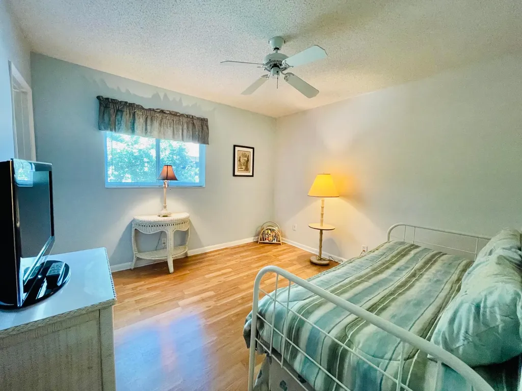 257 S Cypress Road Pompano Beach FL 33060