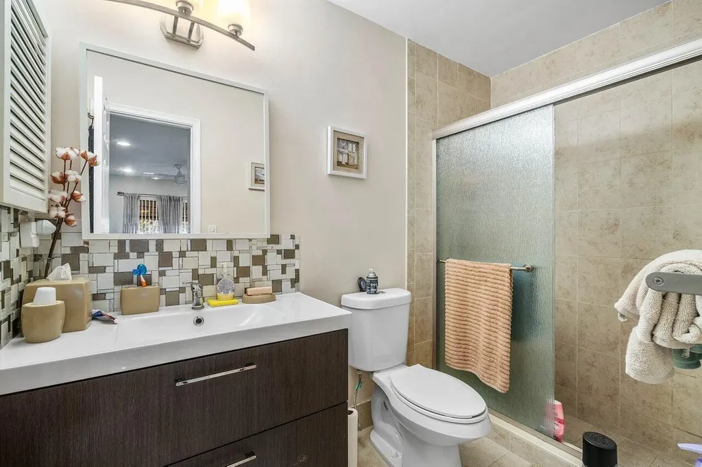 5814 Doris Court Delray Beach FL 33484