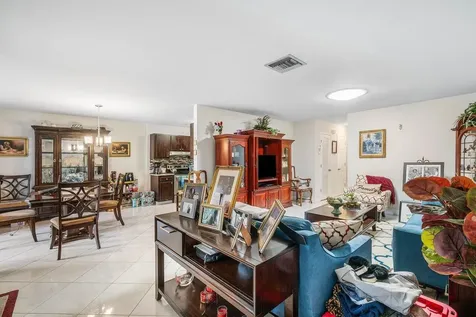 5814 Doris Court Delray Beach FL 33484