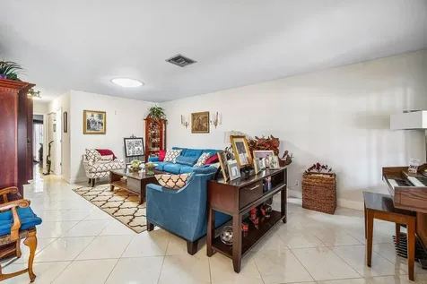 5814 Doris Court Delray Beach FL 33484