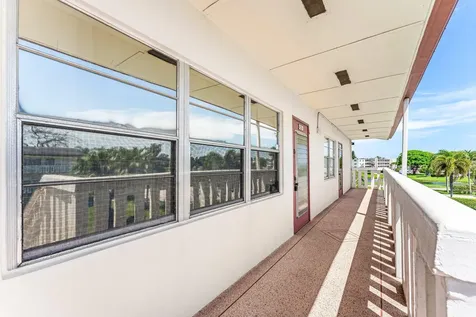 629 Fanshaw O Boca Raton FL 33434