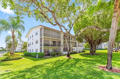 629 Fanshaw O Boca Raton FL 33434