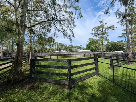 13161 Casey Road Loxahatchee Groves FL 33470