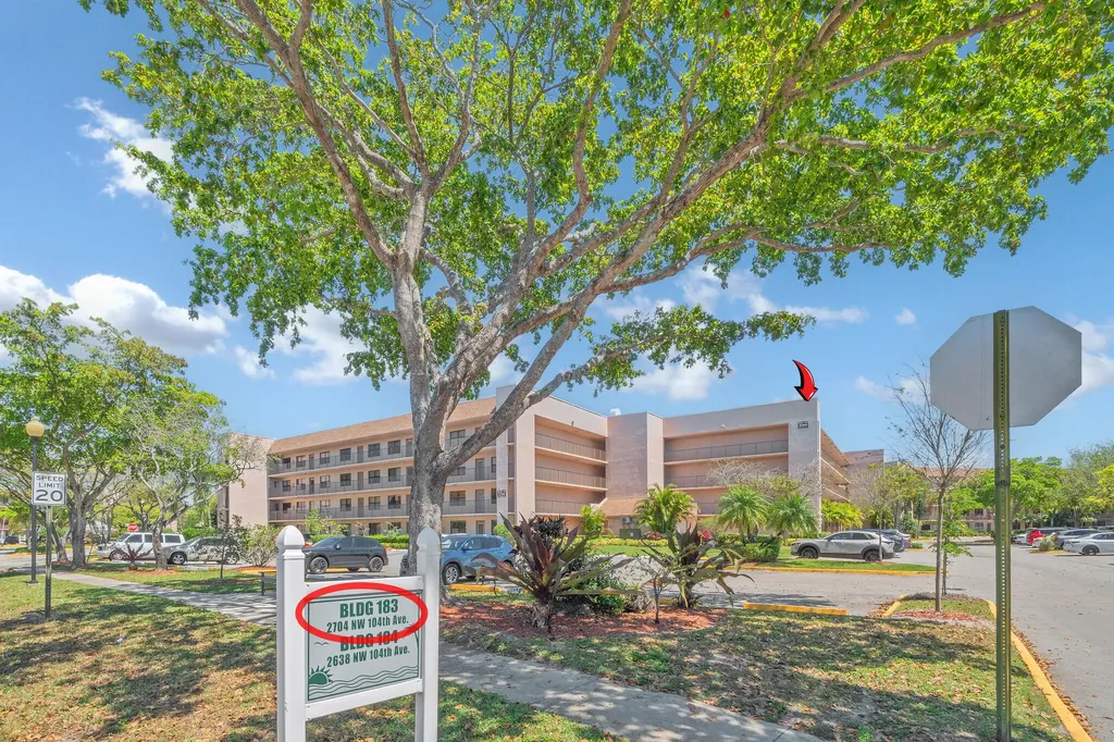 2704 NW 104th Avenue Sunrise FL 33322