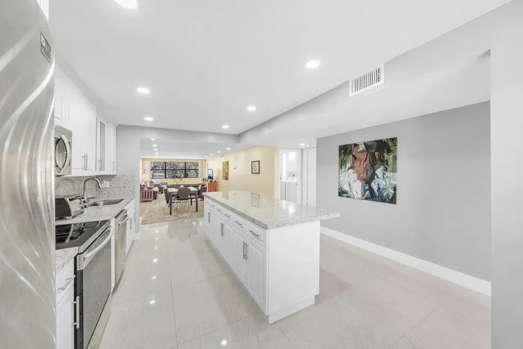 2704 NW 104th Avenue Sunrise FL 33322
