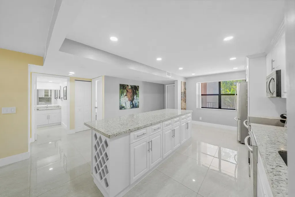 2704 NW 104th Avenue Sunrise FL 33322