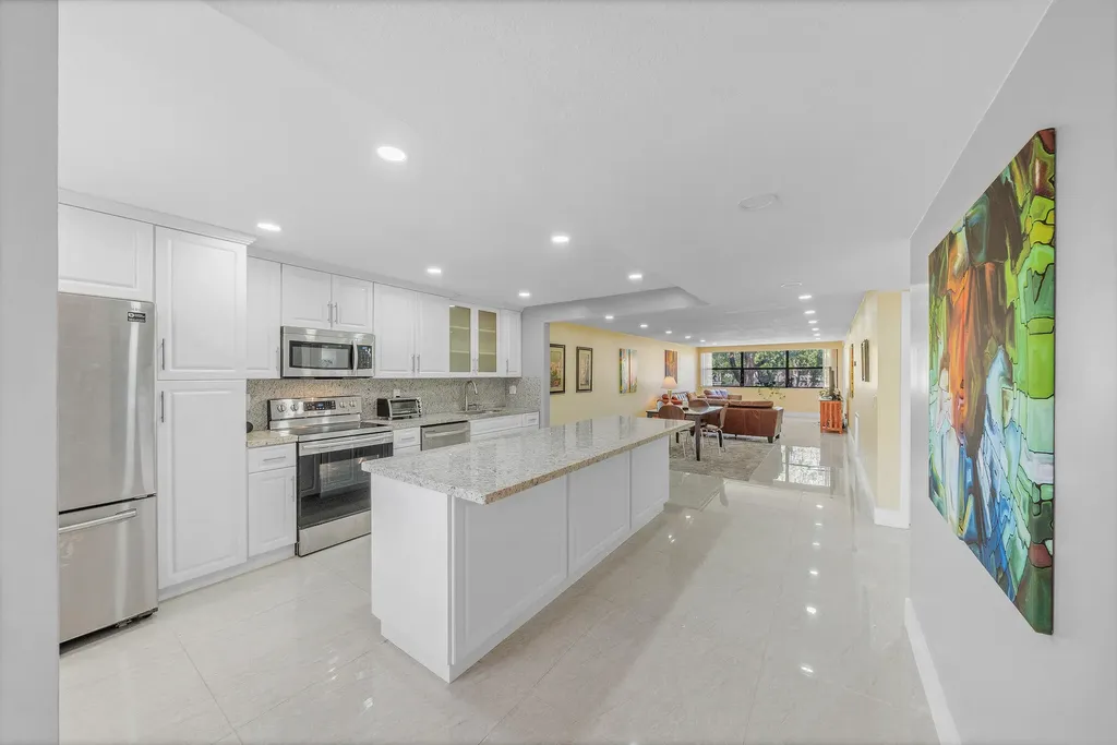 2704 NW 104th Avenue Sunrise FL 33322
