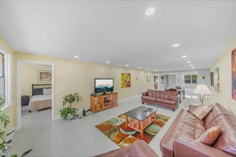 2704 NW 104th Avenue Sunrise FL 33322
