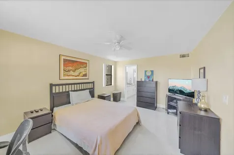 2704 NW 104th Avenue Sunrise FL 33322