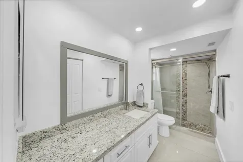 2704 NW 104th Avenue Sunrise FL 33322