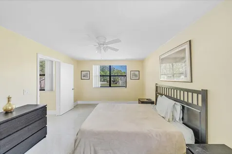 2704 NW 104th Avenue Sunrise FL 33322