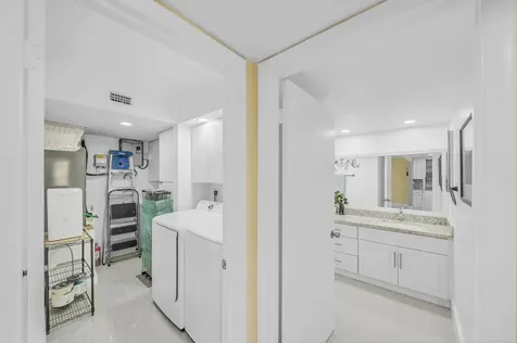2704 NW 104th Avenue Sunrise FL 33322