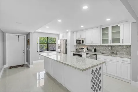 2704 NW 104th Avenue Sunrise FL 33322