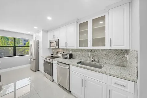 2704 NW 104th Avenue Sunrise FL 33322