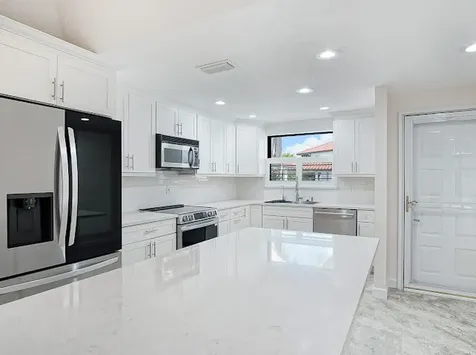 6081 SE Landing Way Stuart FL 34997