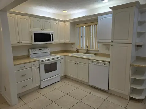 10125 NW 71st Street Tamarac FL 33321