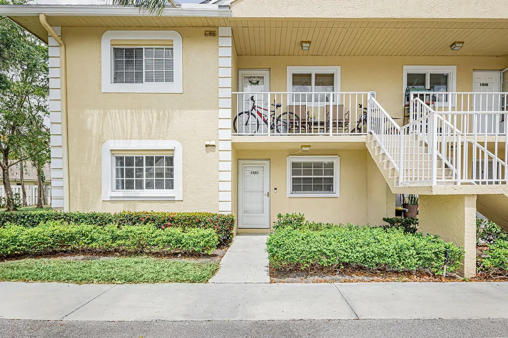1501 Palm Beach Trace Drive Royal Palm Beach FL 33411