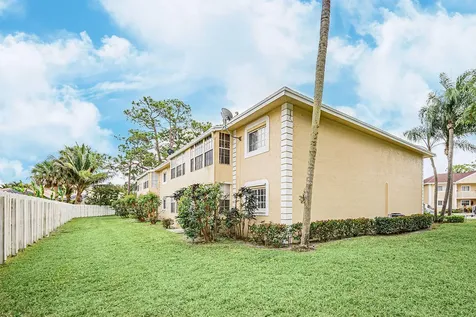 1501 Palm Beach Trace Drive Royal Palm Beach FL 33411