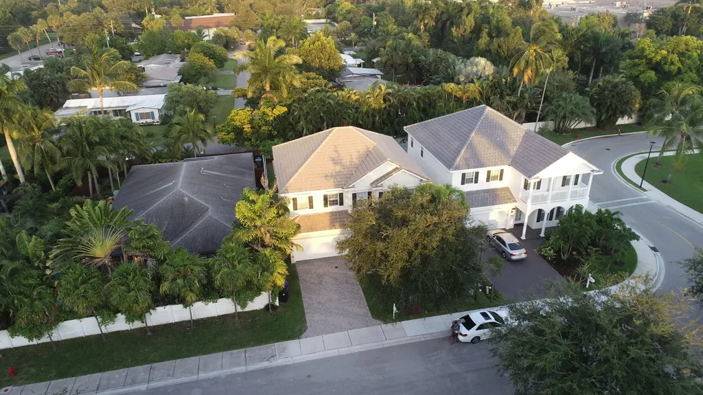 2200 SW 13th Avenue Fort Lauderdale FL 33315