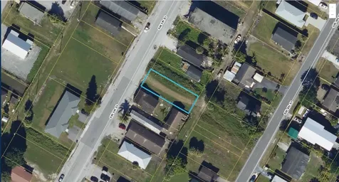 537 SW 5th Street Belle Glade FL 33430