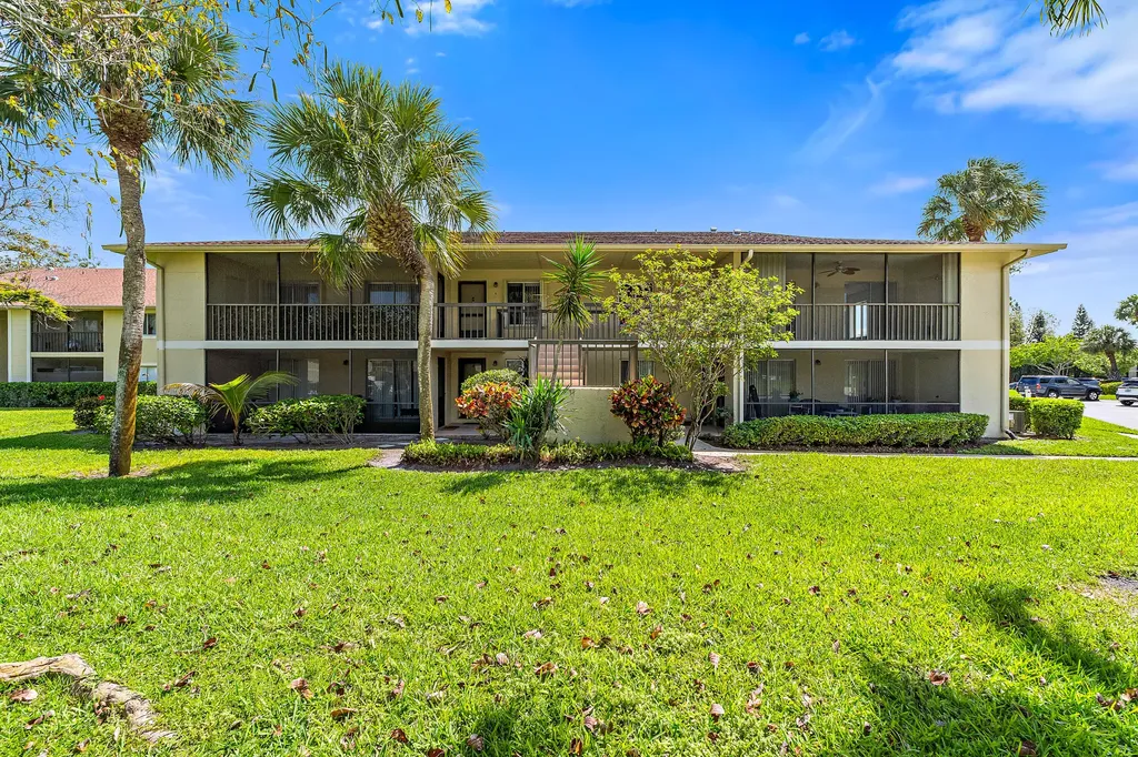6536 Chasewood Drive Jupiter FL 33458