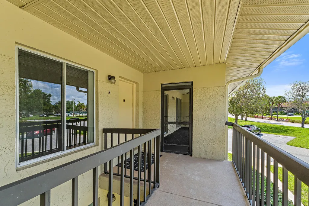 6536 Chasewood Drive Jupiter FL 33458