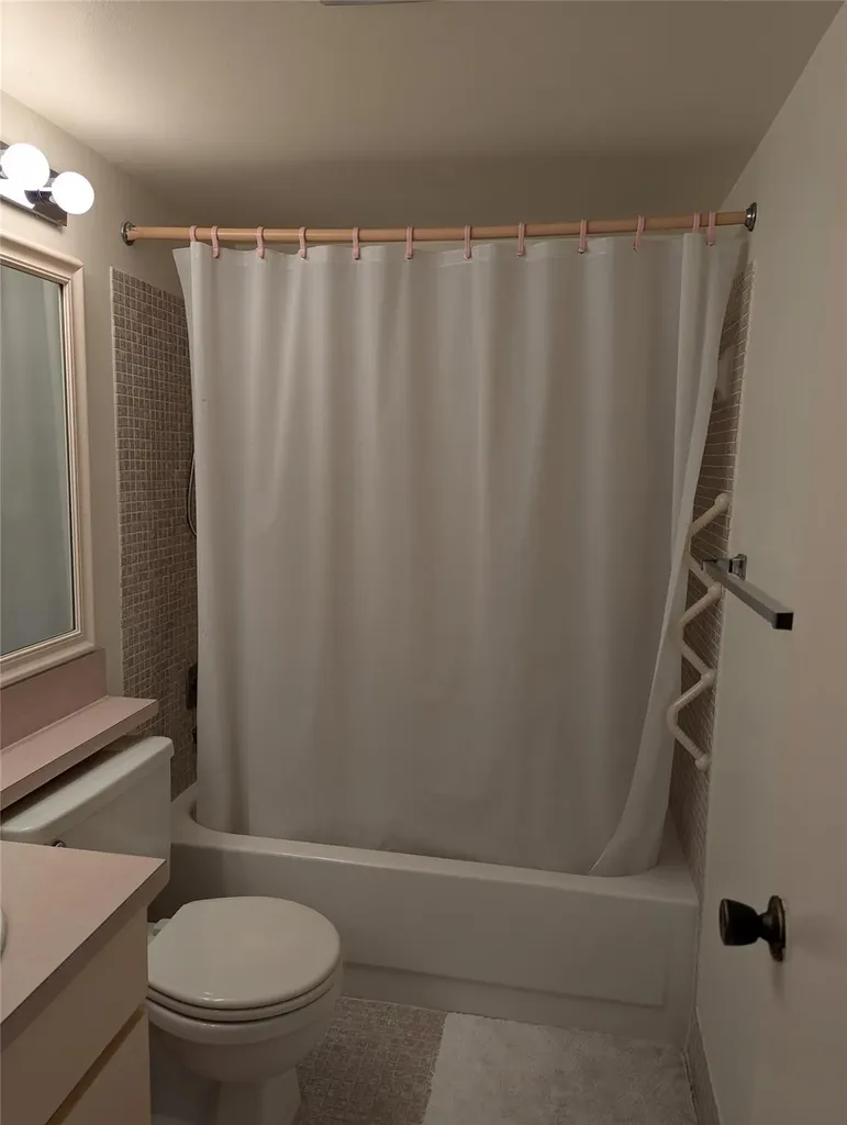 190 Oakridge M Deerfield Beach FL 33442