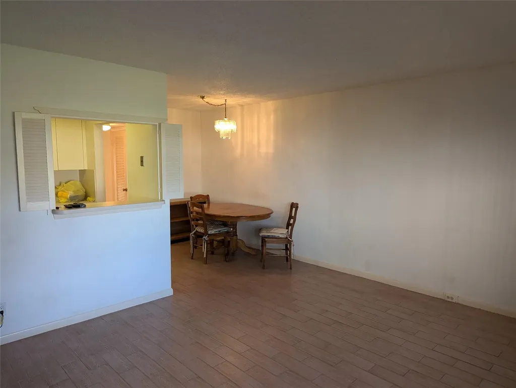 190 Oakridge M Deerfield Beach FL 33442